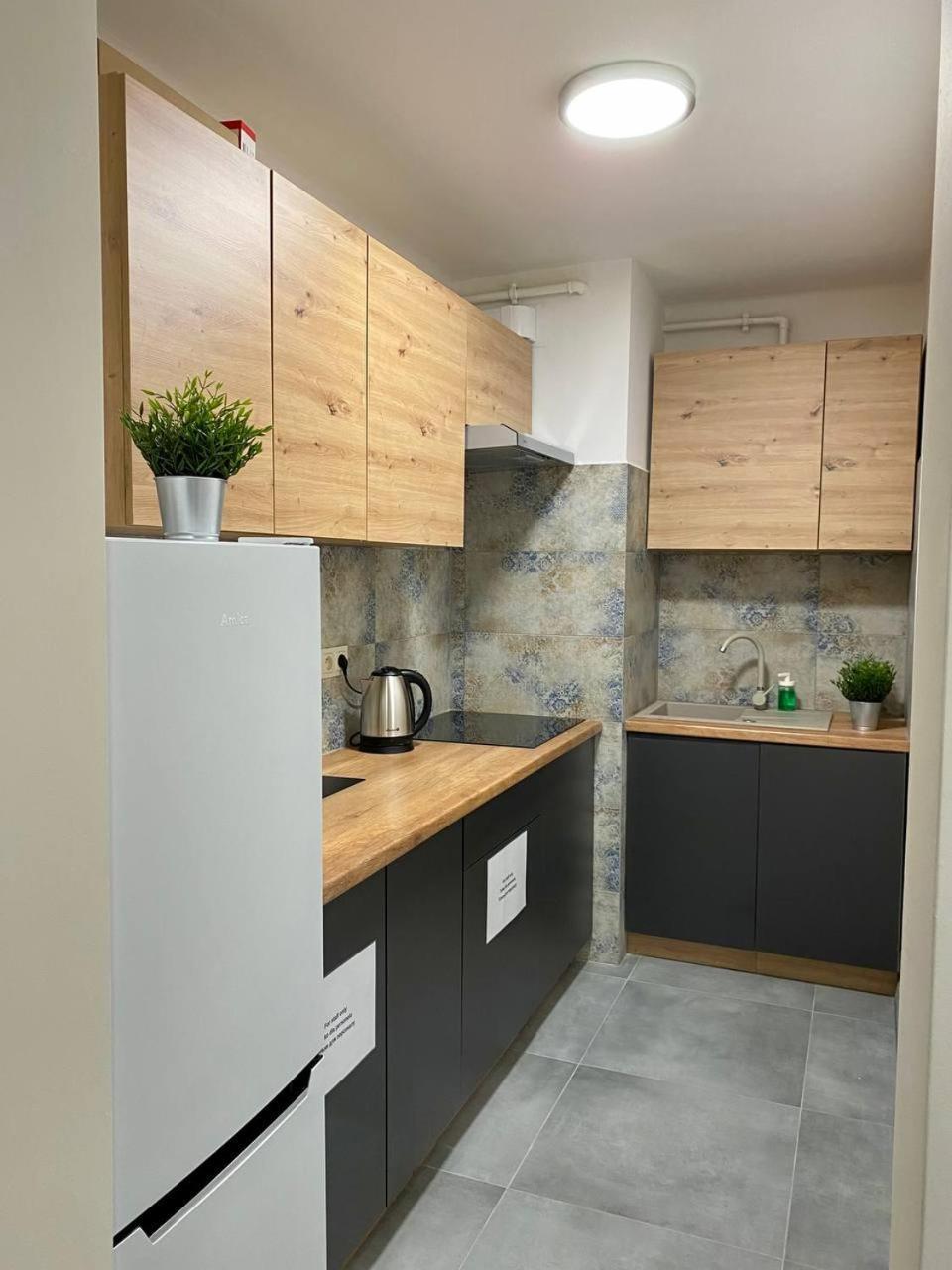 Halby Rooms Rondo Onz Βαρσοβία Εξωτερικό φωτογραφία