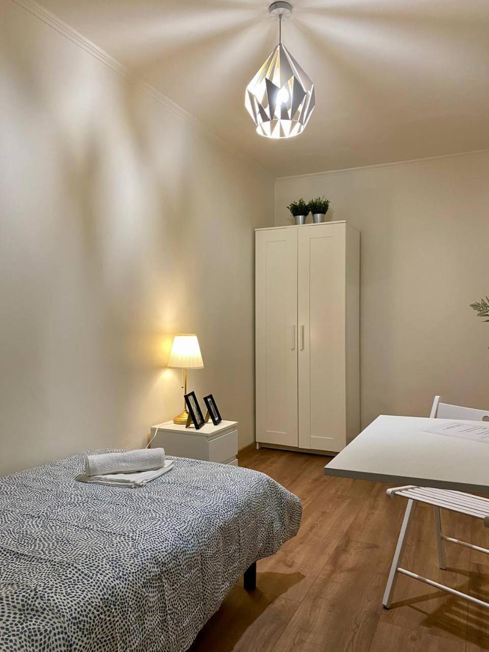 Halby Rooms Rondo Onz Βαρσοβία Εξωτερικό φωτογραφία