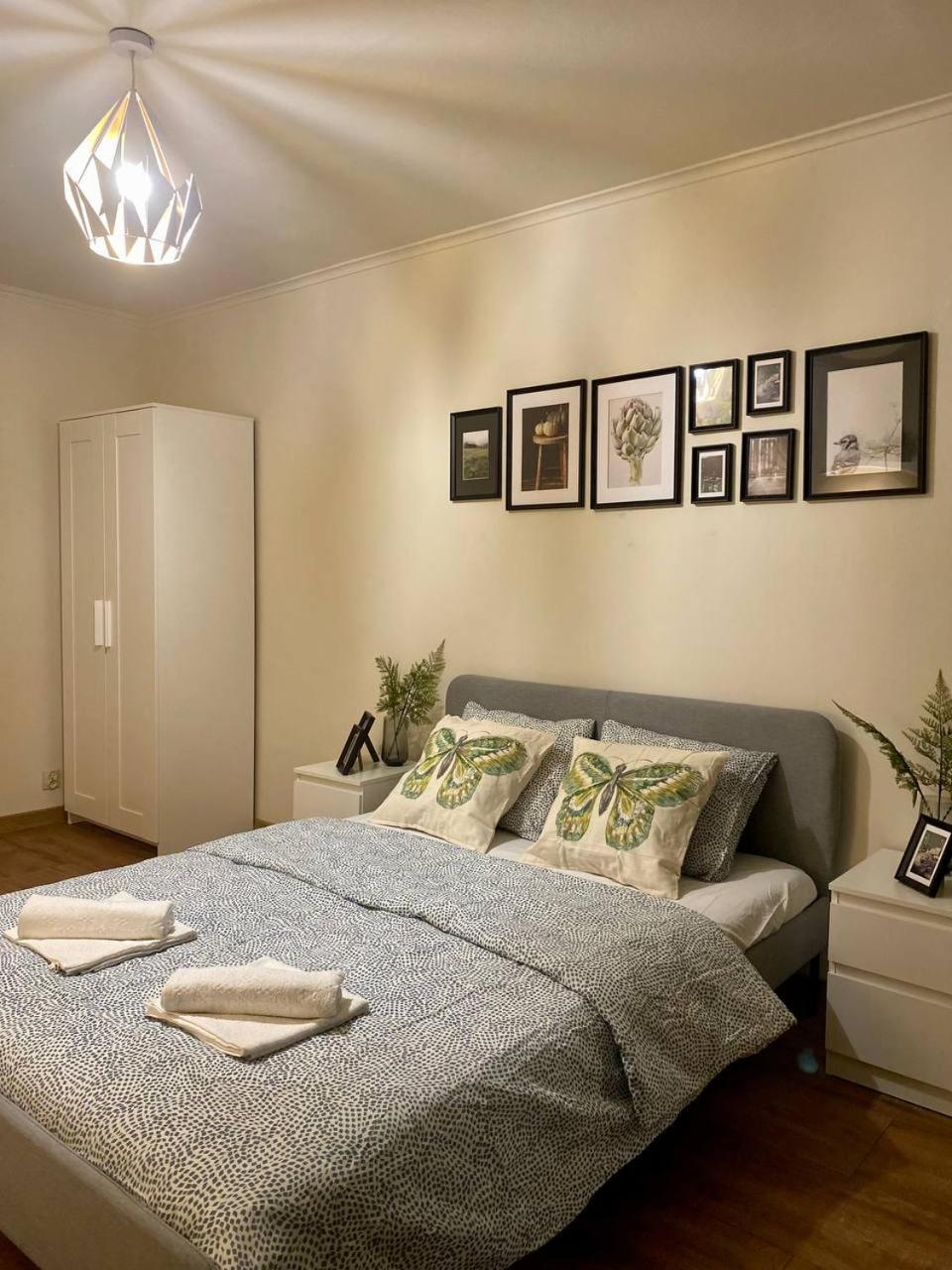 Halby Rooms Rondo Onz Βαρσοβία Εξωτερικό φωτογραφία